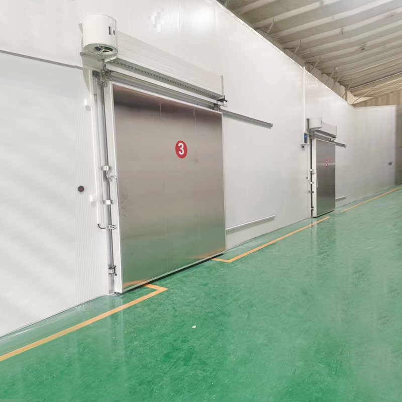 Manual sliding door